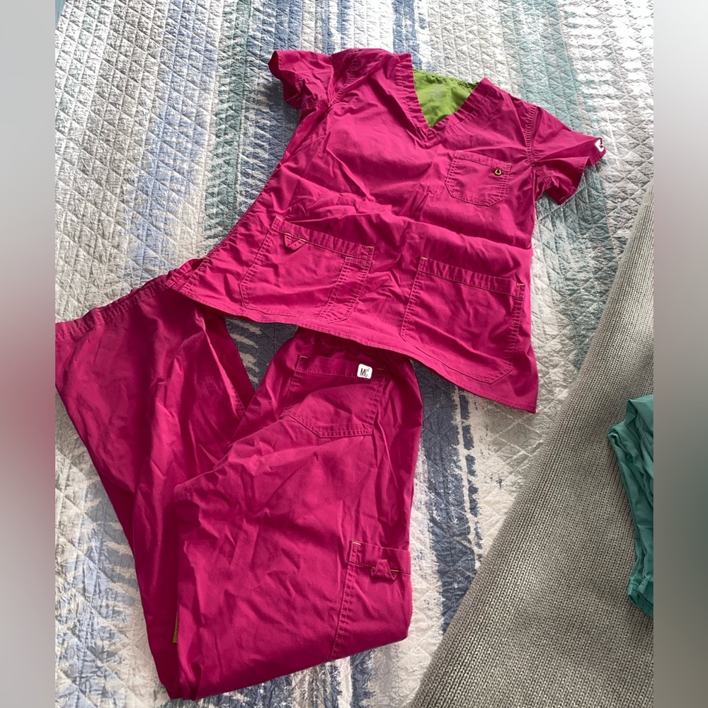 Med Couture Scrub set